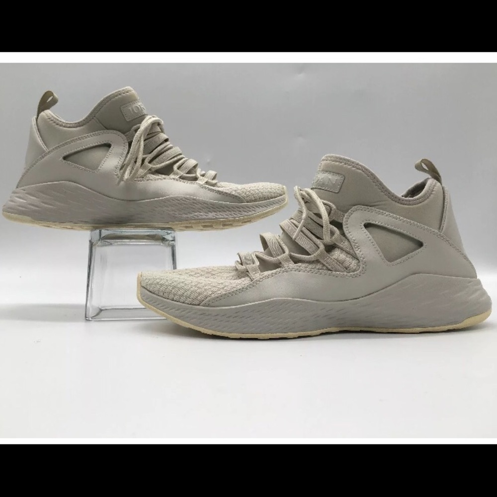 Mens Basketball NIKE JORDAN FORMULA 23 Light Bone